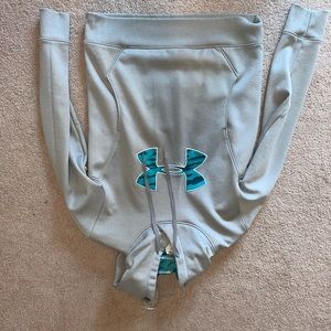 Under armour sweatshirt